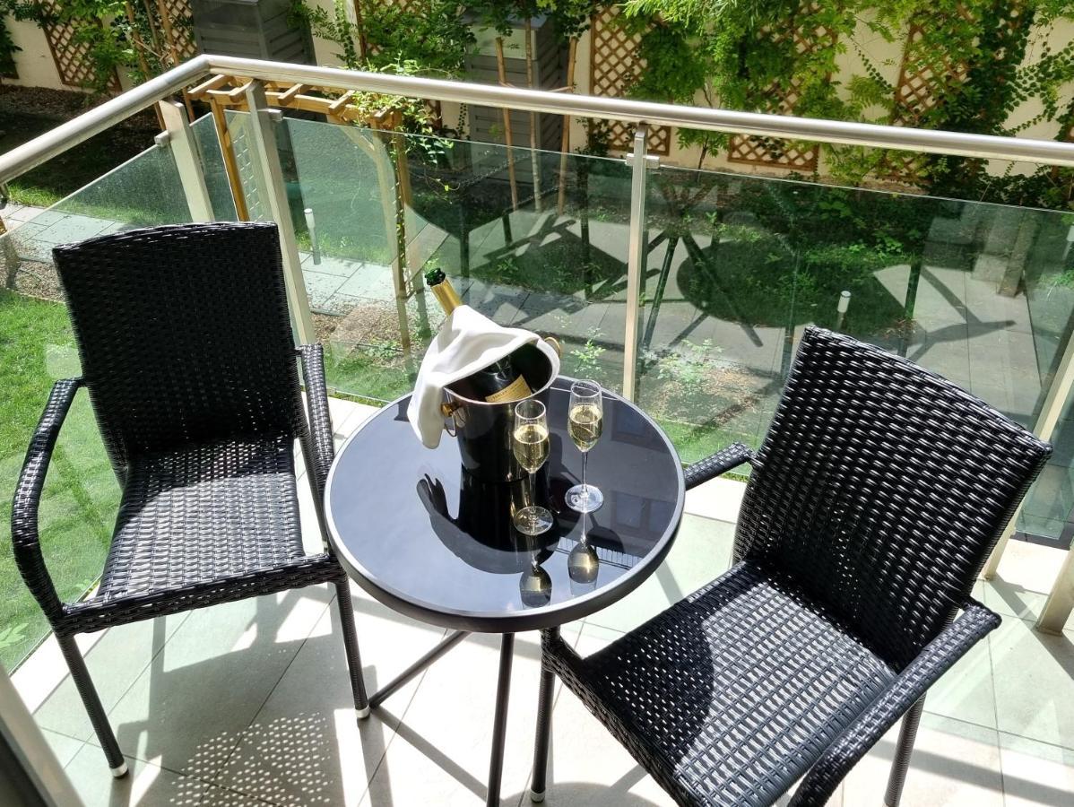 Baross40 Apartments บูดาเปสต์ ภายนอก รูปภาพ