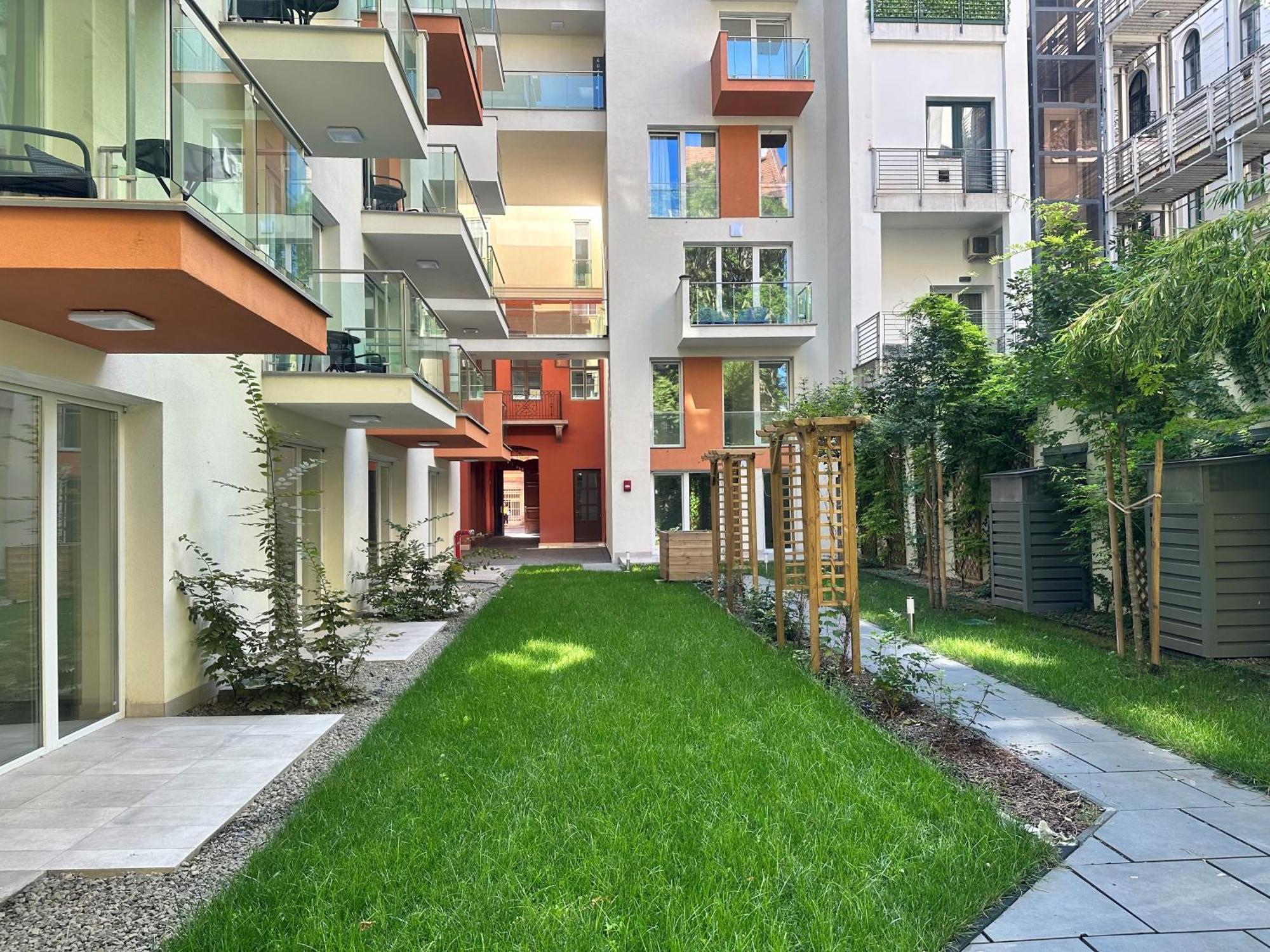 Baross40 Apartments บูดาเปสต์ ภายนอก รูปภาพ